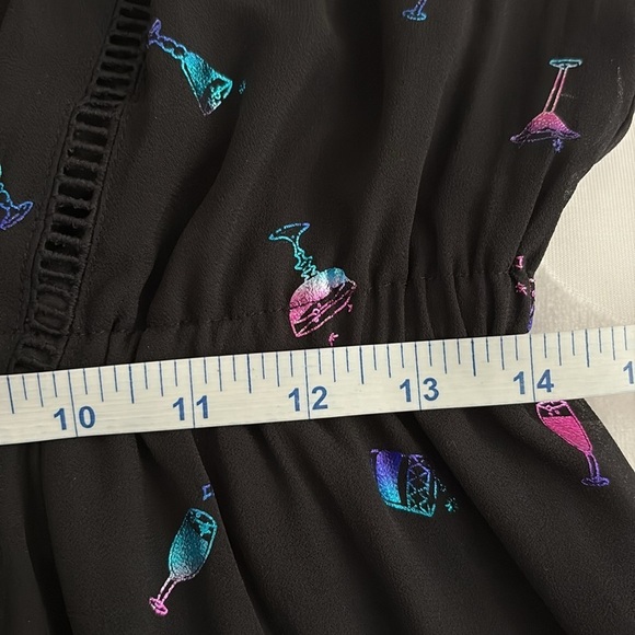 NWOT Torrid Elegant Black V-Neck Dress w/Cap Sleeves w/Embellishments.Size 00=10 - Picture 12 of 15